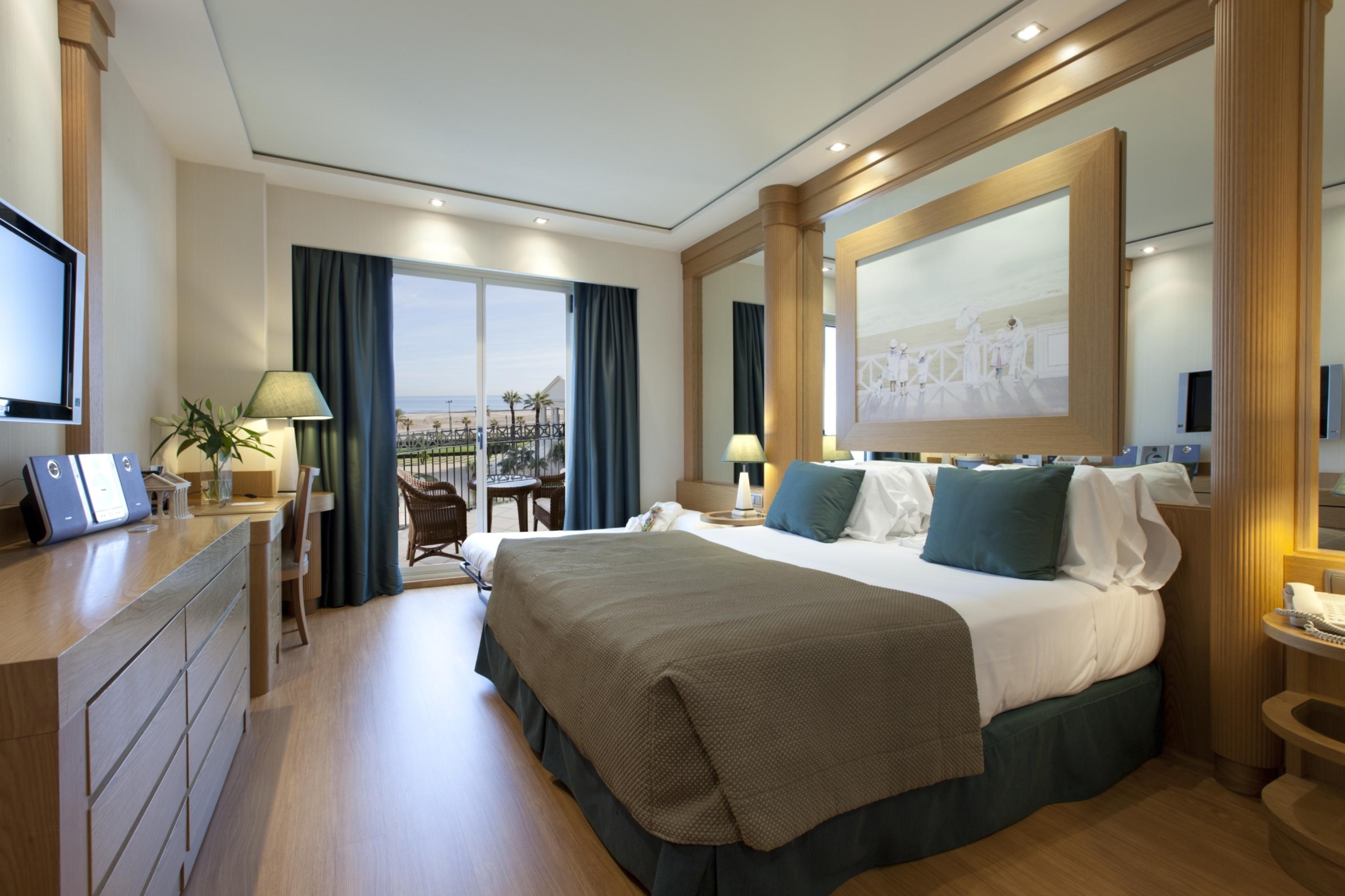 Las Arenas Balneario Resort Valencia Buitenkant foto A room at the hotel