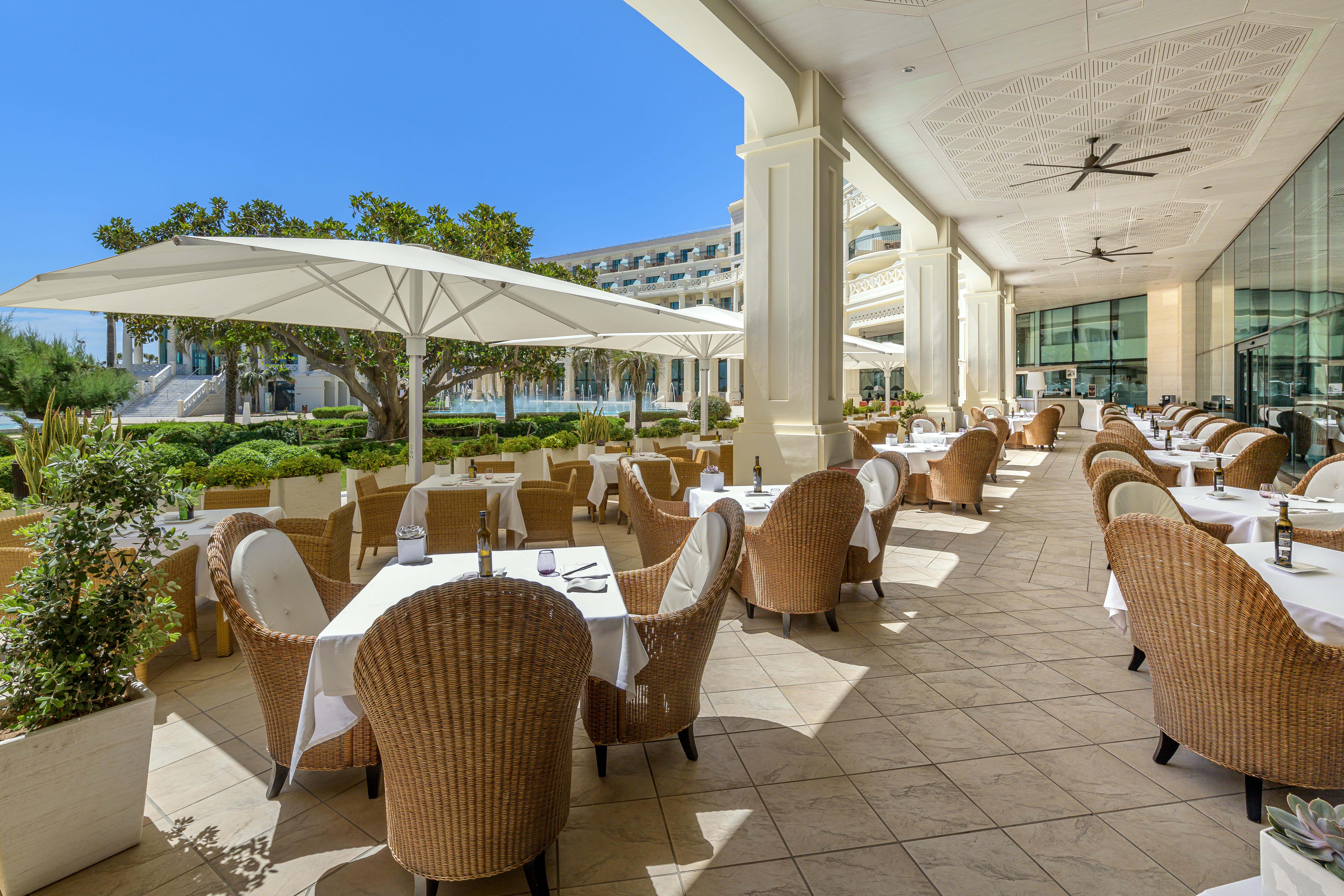 Las Arenas Balneario Resort Valencia Buitenkant foto The Terrace