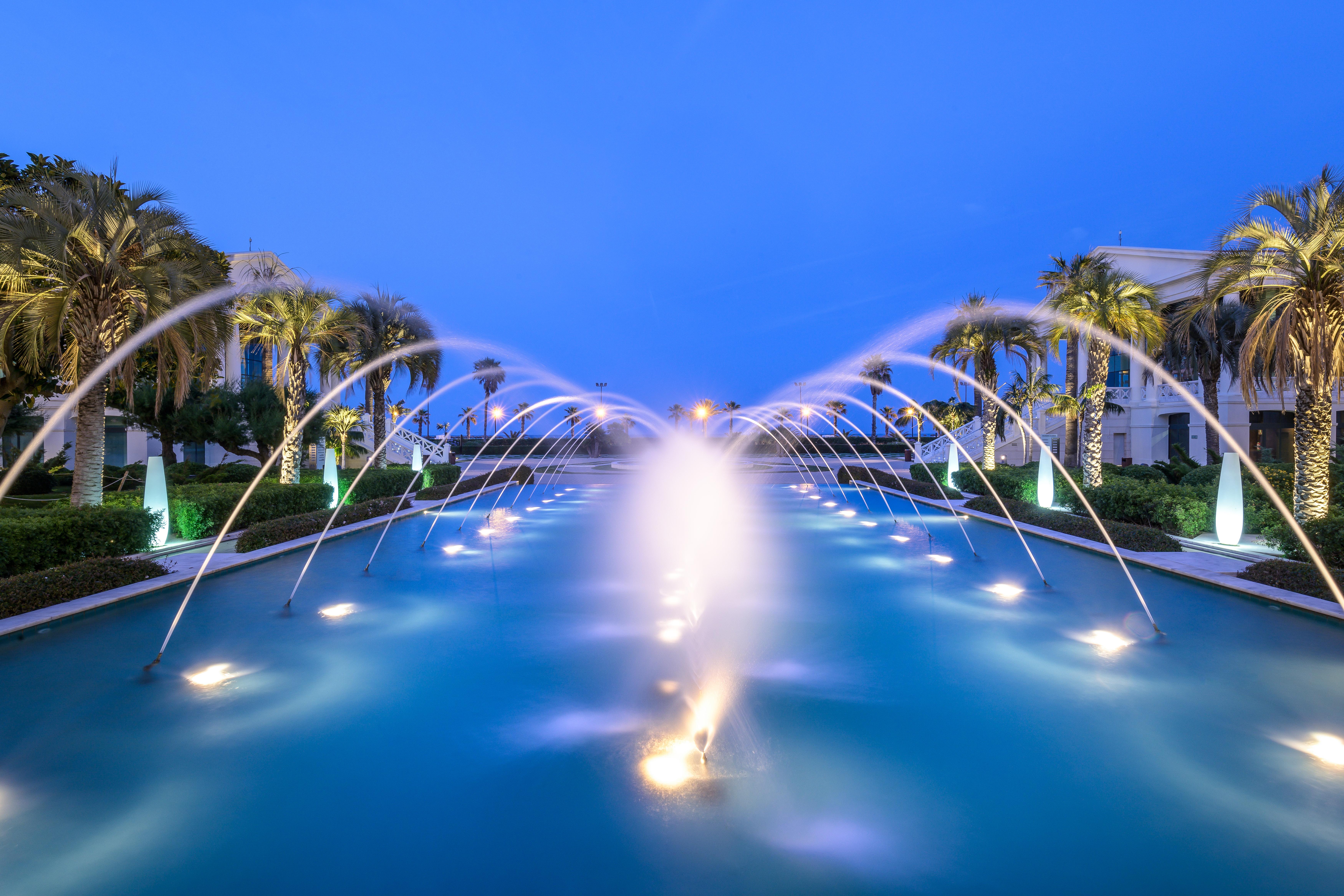 Las Arenas Balneario Resort Valencia Buitenkant foto Fountains at the resort